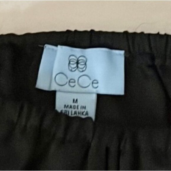 Blouse/top black chiffon /poly with tiered  3/4 arms M. Perfect condition. - Picture 5 of 5